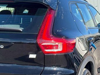 Volvo XC40 Recharge 1.5 T4 Recharge PHEV Plus Dark 5dr Auto