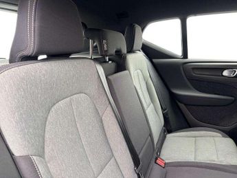 Volvo XC40 Recharge 1.5 T4 Recharge PHEV Plus Dark 5dr Auto
