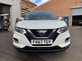 Nissan Qashqai 1.2 DiG-T N-Connecta 5dr Xtronic