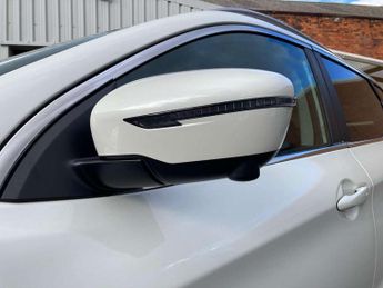 Nissan Qashqai 1.2 DiG-T N-Connecta 5dr Xtronic