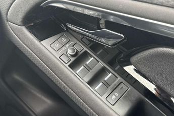 Land Rover Range Rover Evoque 2.0 P250 R-Dynamic S 5dr Auto