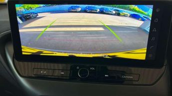 Nissan Juke 1.0 DiG-T N-Connecta 5dr DCT