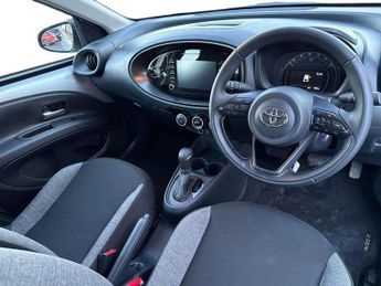 Toyota Aygo X 1.0 VVT-i Pure 5dr Auto