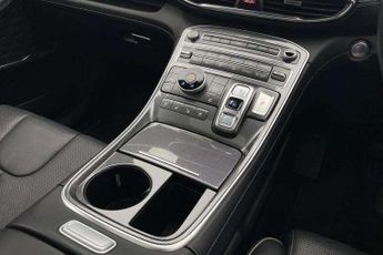 Hyundai Santa Fe 1.6 TGDi Hybrid Ultimate 5dr 4WD Auto