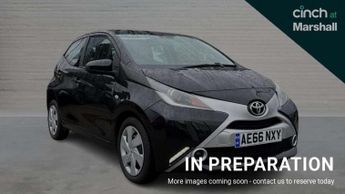 Toyota AYGO 1.0 VVT-i X-Play 5dr
