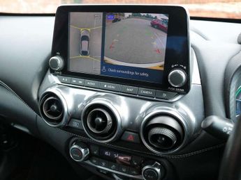 Nissan Juke 1.6 Hybrid Tekna 5dr Auto