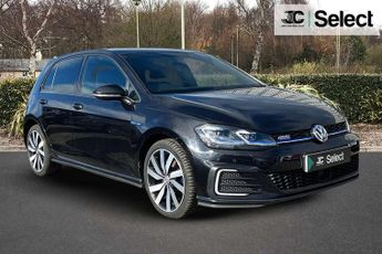 Volkswagen Golf 1.4 TSI GTE Advance 5dr DSG