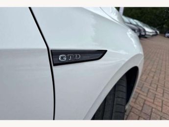 Volkswagen Golf 2.0 TDI 200 GTD 5dr DSG