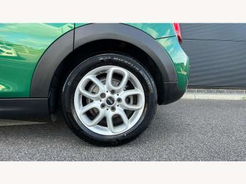 MINI Hatchback 5dr 1.5 Cooper Classic II 5dr Auto