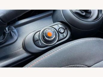 MINI Hatchback 5dr 1.5 Cooper Classic II 5dr Auto