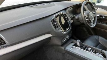 Volvo XC90 2.0 B5D [235] Momentum 5dr AWD Geartronic