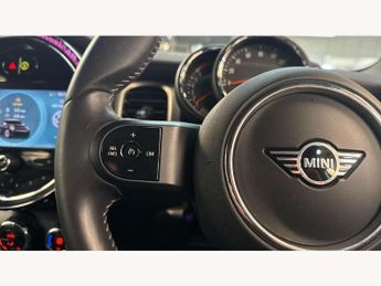 MINI Hatchback 5dr 1.5 Cooper Exclusive 5dr Auto