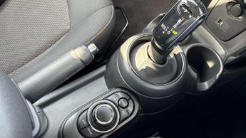 MINI Hatchback 1.5 Cooper Classic 3dr Auto