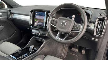 Volvo XC40 2.0 B4P Plus Dark 5dr AWD Auto