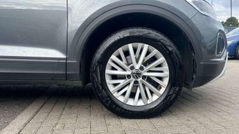 Volkswagen T-Roc 1.5 TSI Life 5dr DSG