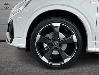 Audi Q2 35 TFSI Black Edition 5dr S Tronic