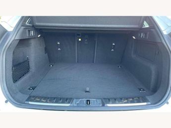 Jaguar F-Pace 2.0 D200 R-Dynamic SE 5dr Auto AWD