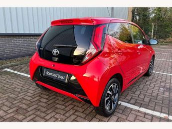 Toyota Aygo 1.0 VVT-i X-Trend TSS 5dr x-shift