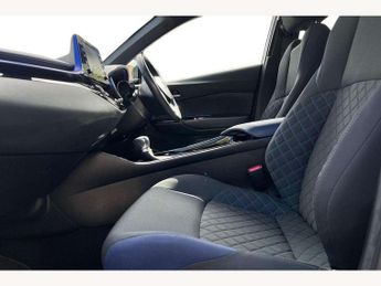 Toyota C-HR 1.8 Hybrid Dynamic 5dr CVT