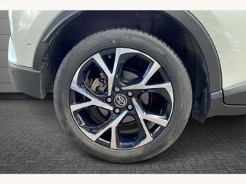 Toyota C-HR 1.8 Hybrid Dynamic 5dr CVT