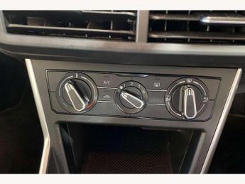 Volkswagen Polo 1.0 TSI Life 5dr DSG