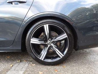 Volvo V90 2.0 T4 R DESIGN Plus 5dr Geartronic