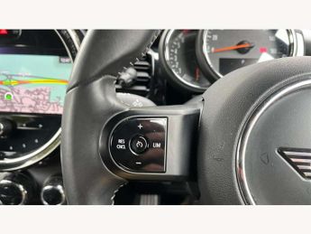 MINI Hatchback 5dr 1.5 Cooper Sport 5dr Auto