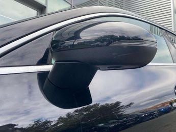 Mercedes-Benz CLA Shooting Brake CLA 200 AMG Line 5dr Tip Auto