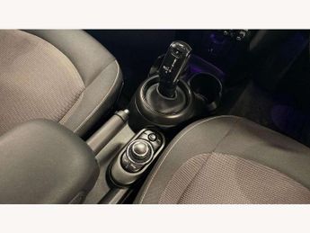 MINI Hatchback 5dr 1.5 Cooper Classic 5dr Auto [Comfort/Nav Pack]