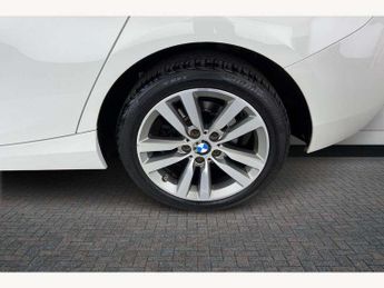 BMW 1 Series 118i [1.5] Sport 5dr [Nav] Step Auto