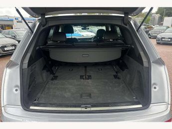 Audi Q7 50 TDI Quattro S Line 5dr Tiptronic