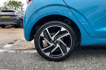 Hyundai i10 1.2 MPi Premium 5dr Auto