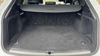 Audi Q5 55 TFSI e Quattro S Line Competition 5dr S Tronic