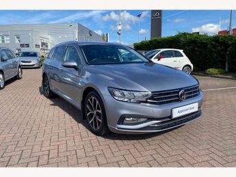 Volkswagen Passat Estate 2.0 TDI EVO SCR SEL 5dr DSG