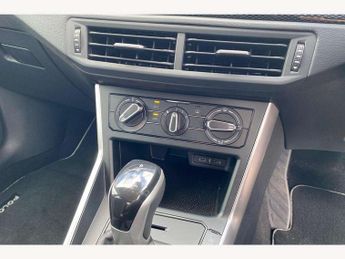 Volkswagen Polo 1.0 TSI Life 5dr DSG