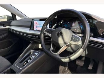 Volkswagen Golf 1.5 eTSI 150 Life 5dr DSG