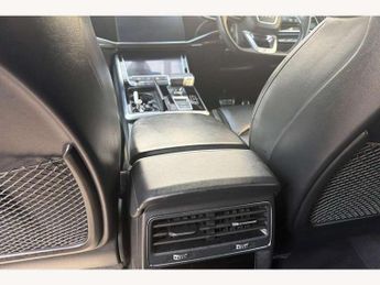 Audi Q7 50 TDI Quattro Black Edition 5dr Tiptronic