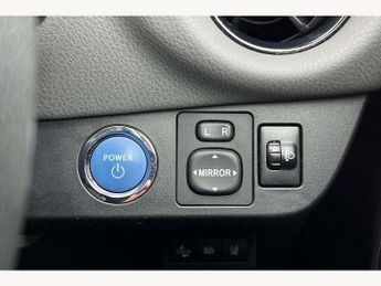 Toyota Yaris 1.5 Hybrid Icon Tech 5dr CVT