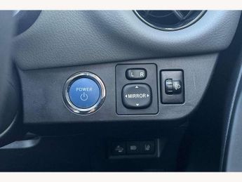 Toyota Yaris 1.5 Hybrid Icon Tech 5dr CVT