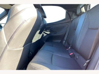 Toyota Yaris 1.5 Hybrid Dynamic 5dr CVT