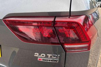 Volkswagen Tiguan 2.0 TDi 150 4Motion R-Line 5dr DSG