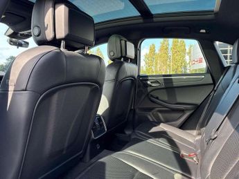 Porsche Macan 5dr PDK