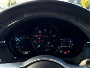 Porsche Macan 5dr PDK