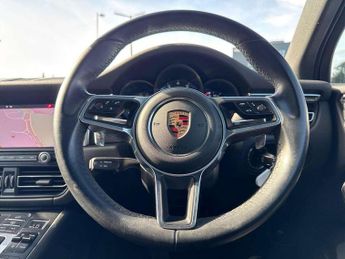 Porsche Macan 5dr PDK