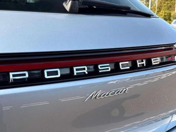 Porsche Macan 5dr PDK