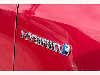 Toyota Yaris 1.5 Hybrid Design 5dr CVT