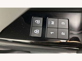 Land Rover Range Rover Velar 2.0 P400e Dynamic HSE 5dr Auto