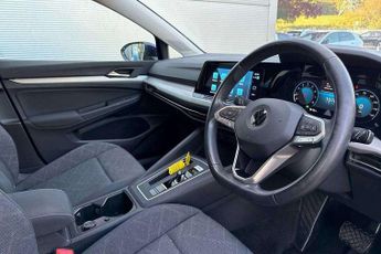 Volkswagen Golf Estate 1.5 eTSI 150 Life 5dr DSG