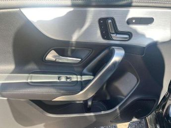 Mercedes-Benz CLA Shooting Brake CLA 220d AMG Line Premium Plus 5dr Tip Auto