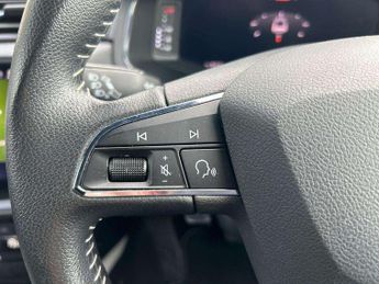 SEAT Arona 1.0 TSI 110 Xcellence Lux [EZ] 5dr DSG